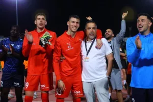 Η Πάφος χαϊδεύει το πρώτο της πρωτάθλημα, με…δίμπαλο Κορέια! (φώτος)