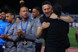 Η Πάφος χαϊδεύει το πρώτο της πρωτάθλημα, με…δίμπαλο Κορέια! (φώτος)