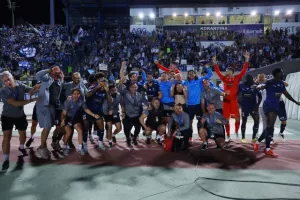 Η Πάφος χαϊδεύει το πρώτο της πρωτάθλημα, με…δίμπαλο Κορέια! (φώτος)