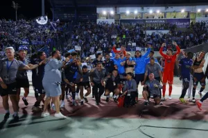 Η Πάφος χαϊδεύει το πρώτο της πρωτάθλημα, με…δίμπαλο Κορέια! (φώτος)