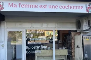 Γαλλία: «Η γυναίκα μου είναι γουρούνι» - Σάλος με την πινακίδα καταστήματος