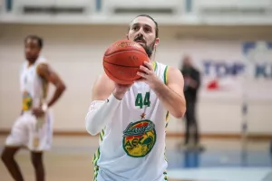 Διπλό στην Λεμεσό η ΑΕΚ