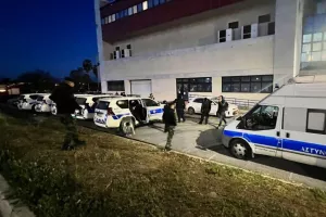 Ισχυρή αστυνομική δύναμη... ενόψει ΑΠΟΕΛ - Ανόρθωση (Φώτος)