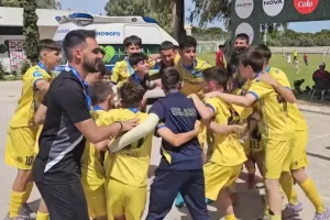 Κορυφή οι μικροί Λέοντες: "ΑΕΛάρα Κύπελλο"! (Βίντεο)