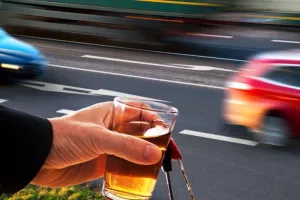Οδήγηση υπό την επήρεια αλκοόλ 