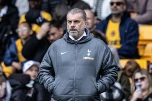 Ο Ποστέκογλου έλεγε για τίτλο και η Τότεναμ «φλερτάρει» με τη χειρότερη εκδοχή της