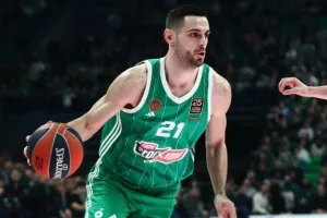 Εκτός ο Παπαπέτρου από τα δύο πρώτα παιχνίδια με την Εφές
