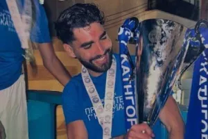 Back to back πρωταθλητής