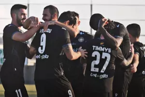 (Βίντεο) Εκλεισε τη σεζόν με γκολ από του κορυφαίους της σκόρερ