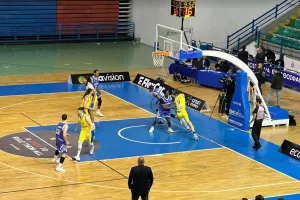 Ανορθωσιάτικη κυριαρχία και πρόκριση στον τελικό (Φωτος)