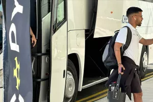 (ΦΩΤΟΣ kerkida) Η άφιξη της ΑΕΚ