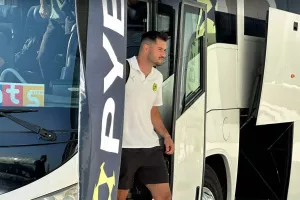(ΦΩΤΟΣ kerkida) Η άφιξη της ΑΕΚ