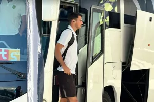 (ΦΩΤΟΣ kerkida) Η άφιξη της ΑΕΚ