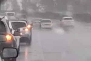 (Βίντεο Kerkida) ΠΡΟΣΟΧΗ στους δρόμους - Ακραία καιρικά φαινόμενα