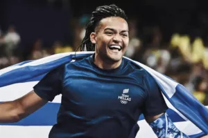 Η ζωή του Εμμανουήλ Καραλή έγινε βιβλίο