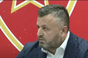 Ντρτσέλιτς/"Τους πληρώσατε για να μας κλέψουν..."