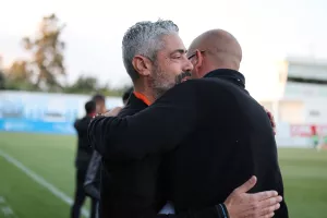 Θερμός εναγκαλισμός