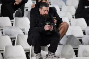 ΕΙΚΟΝΕΣ από τις κερκίδες στο ΓΣΠ
