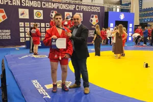 Μετάλλιο για την Κύπρο με τον Ξενόπουλο