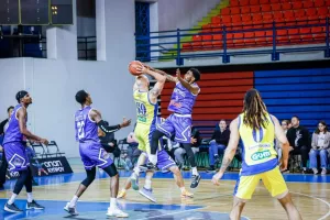 Πήρε το ντέρμπι η Ανόρθωση και μπήκε στα πλέι-οφ