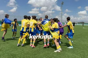 (ΒΙΝΤΕΟ kerkida) Οι πανηγυρισμοί των πρωταθλητών Κ14 