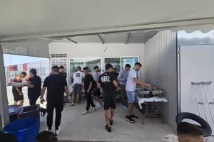 (ΦΩΤΟΣ Kerkida) Όλοι μαζί... σαν μία οικογένεια!