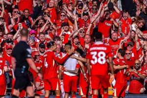 Η «Χρυσή Βίβλος» της Premier League: Συγκάτοικος με Γιουνάιτεντ στα 20 πρωταθλήματα η Λίβερπουλ!