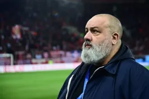 Καραπαπάς: «Δεν καταλαβαίνω γιατί διαψεύστηκε η συνάντηση Μαρινάκη-Ηλιόπουλου»