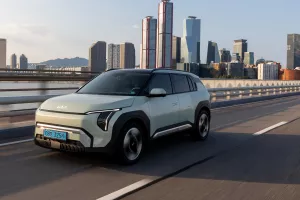 Το αναβαθμισμένο σύστημα πέδησης του Kia EV3 προσφέρει πιο ομαλή οδήγηση και αυξημένη αυτονομία