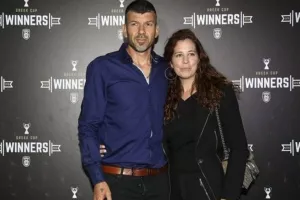 Ξέσπασμα από τη σύζυγο του Γκαρσία: «Σεβασμός, μπορείτε να βρίσετε ακόμη κι εμένα-Αλλά σοβαρά, τη μάνα;»