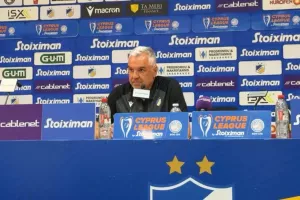 Σάμιος για το ενδεχόμενο παραμονής: ''Έβαλα πλάτη σε μια κρίσιμη στιγμή/Θέλω να μείνω στο ΑΠΟΕΛ"