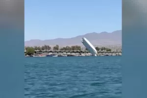 (Βίντεο) Σοκαριστικό ατύχημα σε αγώνα ταχύτητας ταχύπλοων στην Αριζόνα