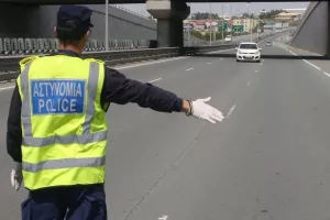 "Πετούσε" στον αυτοκινητρόδρομο με ταχύτητα 195 ΧΑΩ 