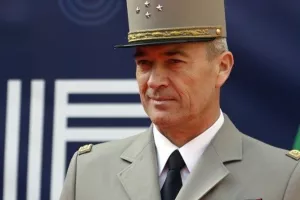 Στο Κίεβο οι επικεφαλής των ενόπλων δυνάμεων Γαλλίας και Βρετανίας