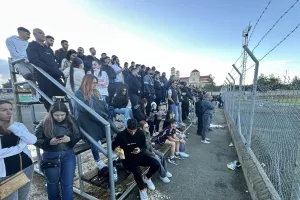 (ΦΩΤΟΣ) H απονομή στην πρωταθλήτρια