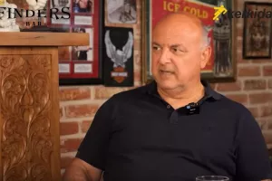 Καραπατάκης/"Μπορεί να κάνουμε 4-5 προσθήκες, μπορεί να πουλήσουμε..."