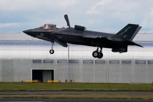 Οι ΗΠΑ σχεδιάζουν το νέο μαχητικό F-55 με στόχο την αεροπορική κυριαρχία