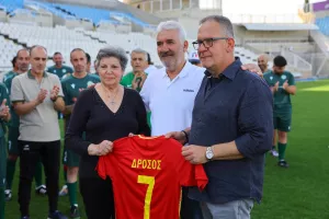 (Φώτος) Σε… δράση οι παλαίμαχοι 