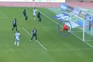 Δικό του το γκολ...