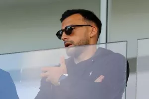 Τι...κερδίζει με Τρισκόφσκι
