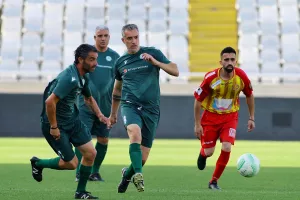 (Φώτος) Σε… δράση οι παλαίμαχοι 