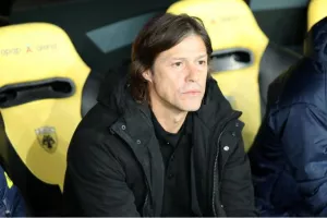 Μέρλο: «Έχει πρόταση από ομάδα των Εμιράτων ο Αλμέιδα» 