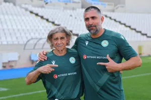 (Φώτος) Σε… δράση οι παλαίμαχοι 