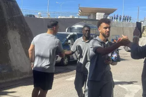 (Φώτος kerkida) Η άφιξη των πρωταθλητών