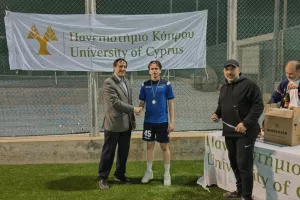 Άνοιξαν οι σαμπάνιες τίτλου!