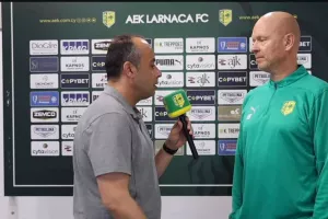 Μπεργκ: "Αν θέλεις να κερδίσεις πρέπει να βάλεις γκολ"