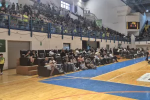 Μαζεύτηκε αρκετός κόσμος (Φώτος)