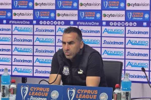 "Όχι πολλά λόγια αλλά δουλειά για τη νέα χρoνιά"