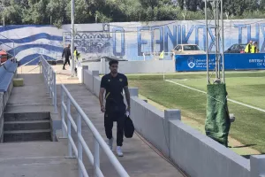 (ΦΩΤΟΣ Kerkida) Άφιξη...ΑΕΛ