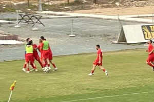 Ένα βήμα μακριά από την άνοδο τα Μανδριά